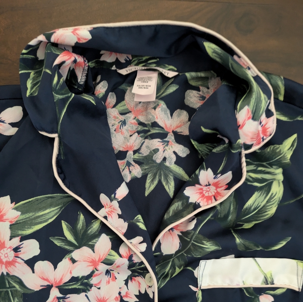 Victoria's Secret Satin Floral Pajamas - Picture 2 of 6